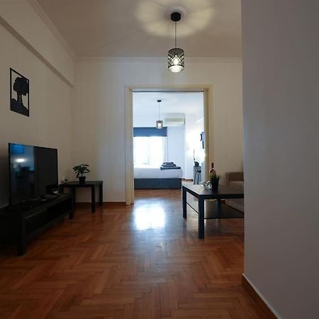 אתונה Syntagma Square, 70Sqm Pentelis Sunny Apartment מראה חיצוני תמונה