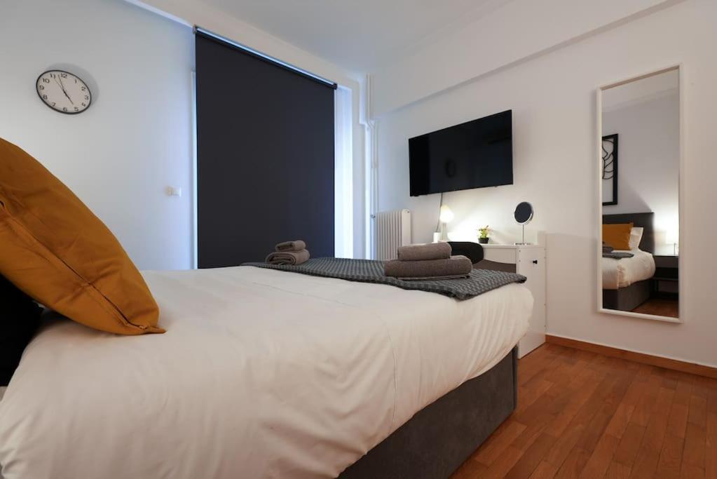 אתונה Syntagma Square, 70Sqm Pentelis Sunny Apartment מראה חיצוני תמונה