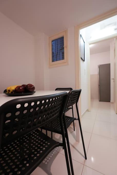 אתונה Syntagma Square, 70Sqm Pentelis Sunny Apartment מראה חיצוני תמונה