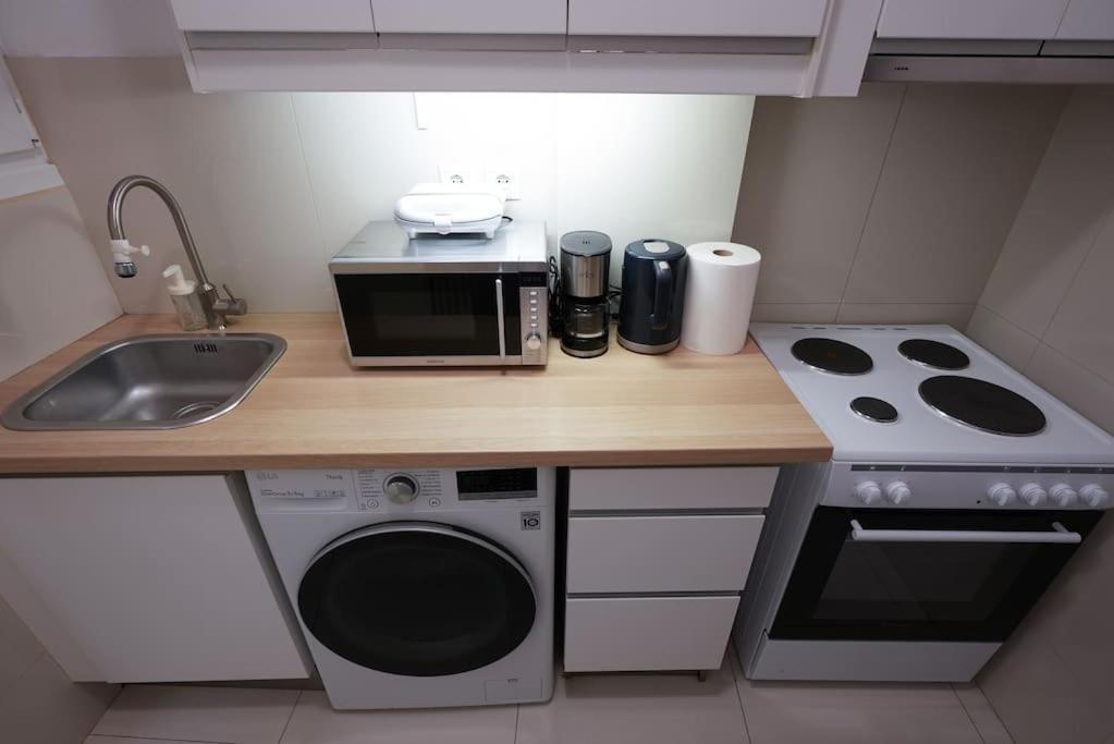 אתונה Syntagma Square, 70Sqm Pentelis Sunny Apartment מראה חיצוני תמונה