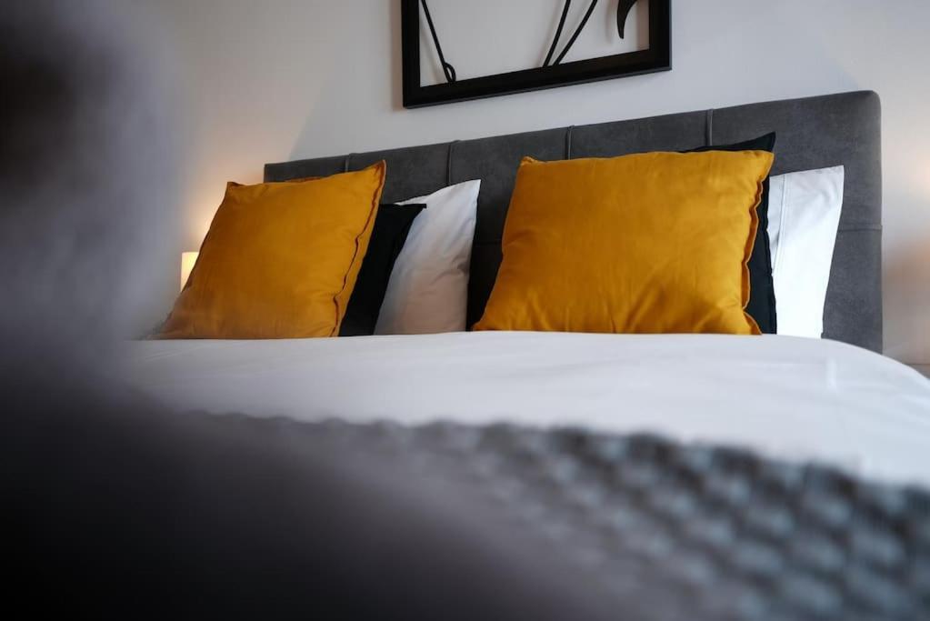 אתונה Syntagma Square, 70Sqm Pentelis Sunny Apartment מראה חיצוני תמונה