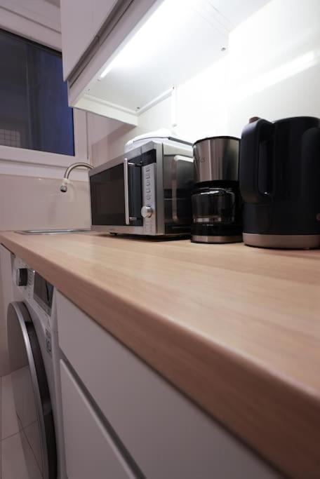 אתונה Syntagma Square, 70Sqm Pentelis Sunny Apartment מראה חיצוני תמונה
