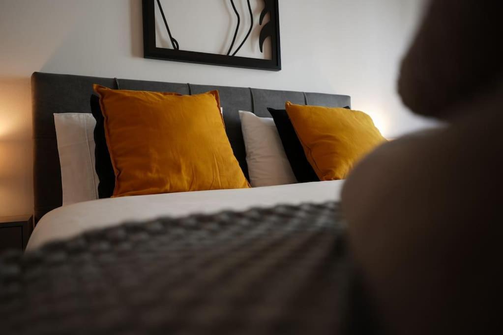 אתונה Syntagma Square, 70Sqm Pentelis Sunny Apartment מראה חיצוני תמונה