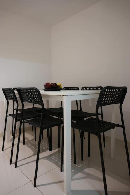 אתונה Syntagma Square, 70Sqm Pentelis Sunny Apartment מראה חיצוני תמונה