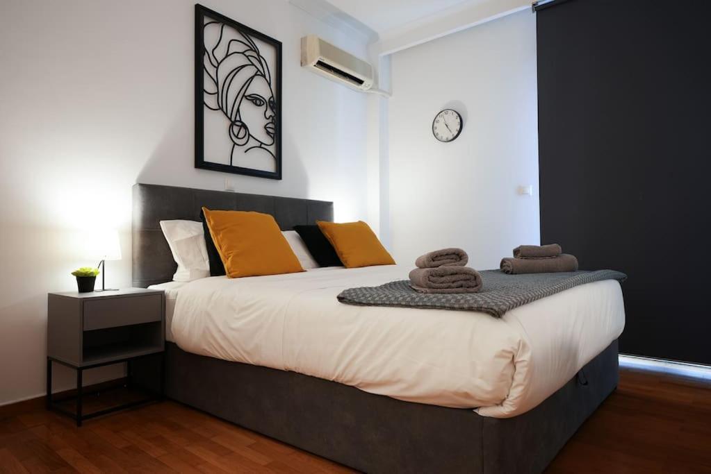 אתונה Syntagma Square, 70Sqm Pentelis Sunny Apartment מראה חיצוני תמונה